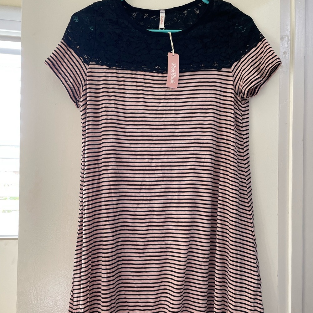 Pink blush. Maternity. T-shirt dress